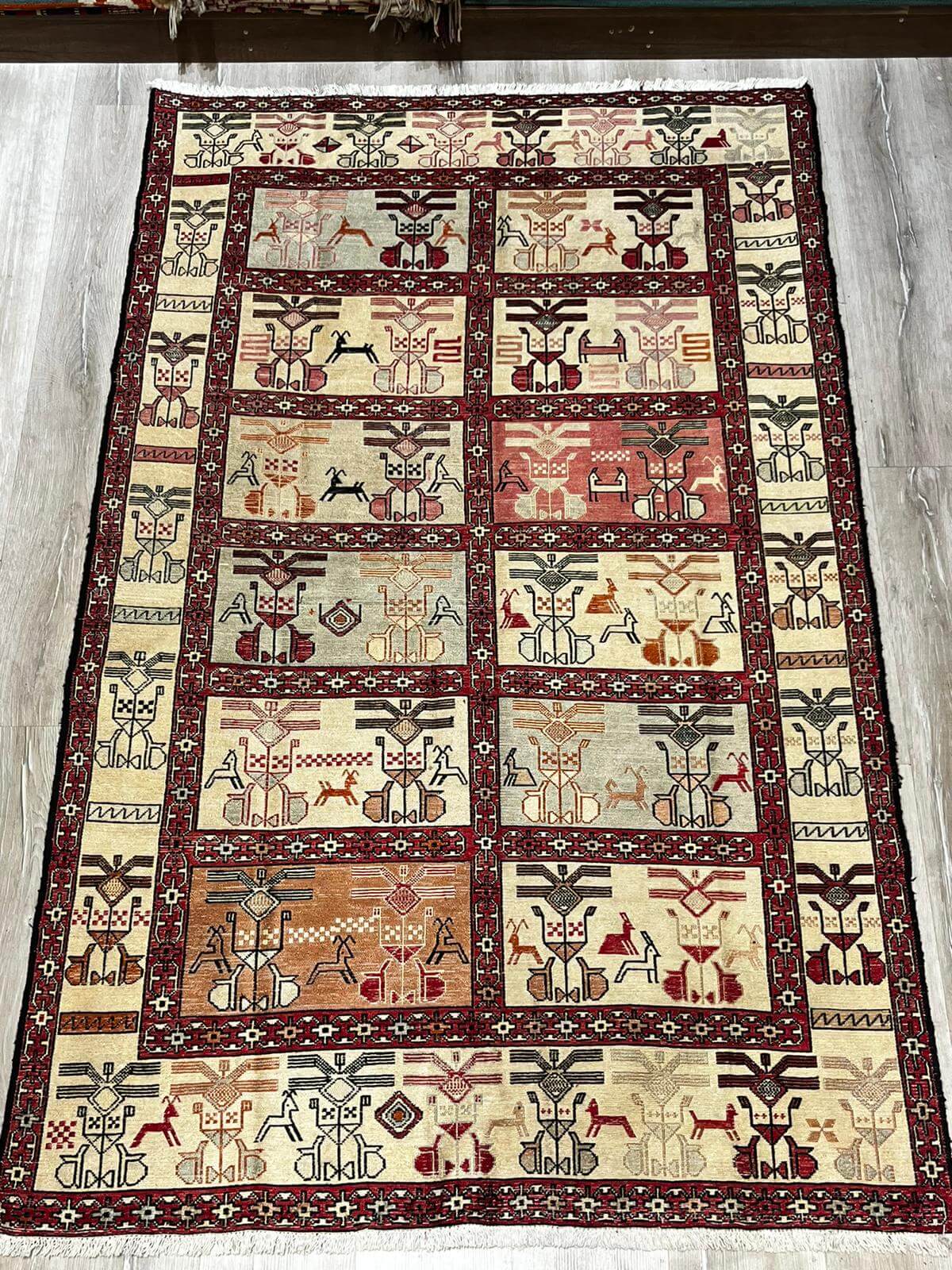 El dokuma yün halı - Şanlıurfa Armahan Kilim mağazası koleksiyonu